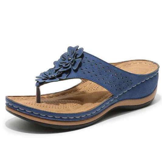 נעלי אצבע "פלורנס" בעיצוב פרחוני - נעלי אביגיל כחול / 35