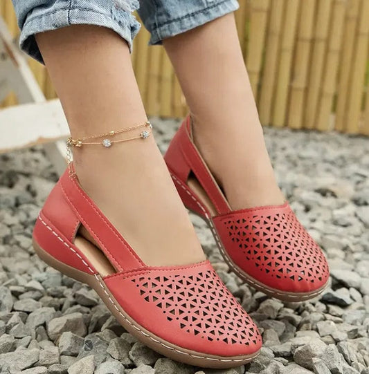נעלי חוף "Jubon" עיצוב רטרו - נעלי אביגיל אדום בהיר / 36