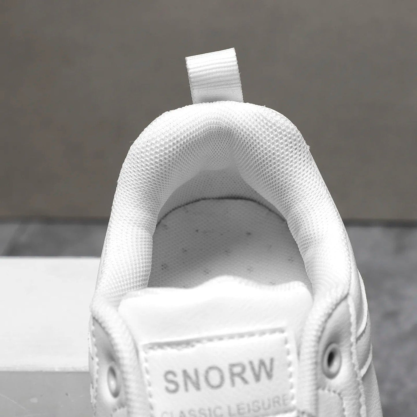 נעלי ספורט "Snorw" קלות משקל - נעלי אביגיל