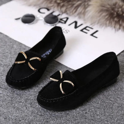 נעלי "קאנבה" מוקסינים עם אבזם פרפר - נעלי אביגיל