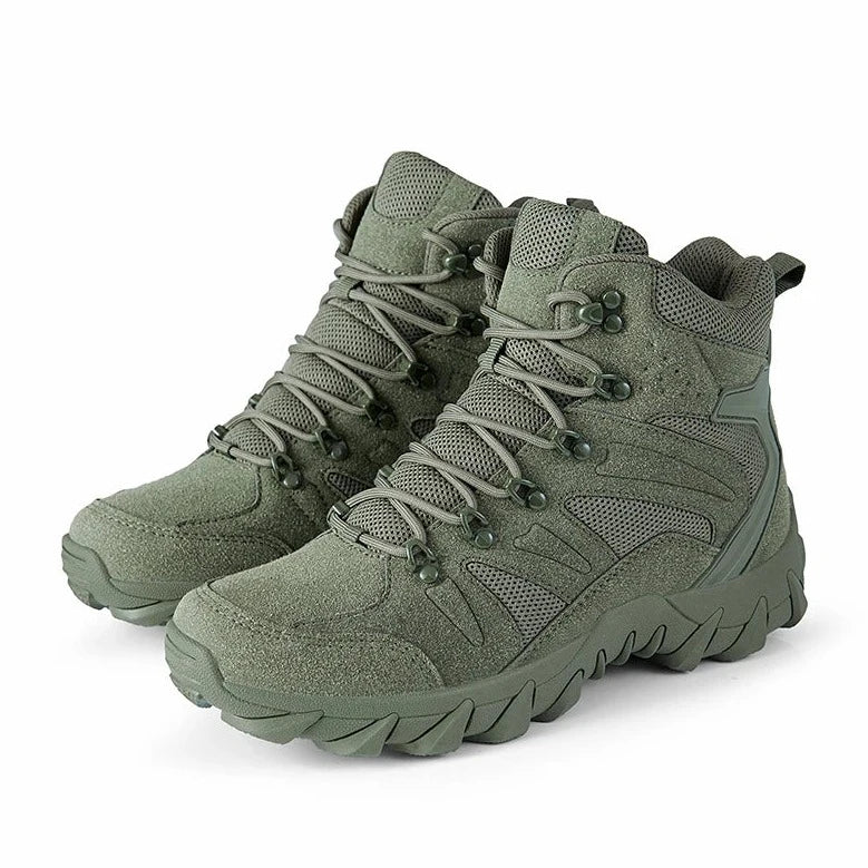 נעלי "קומבט" טקטיות לטיולים ומסעות