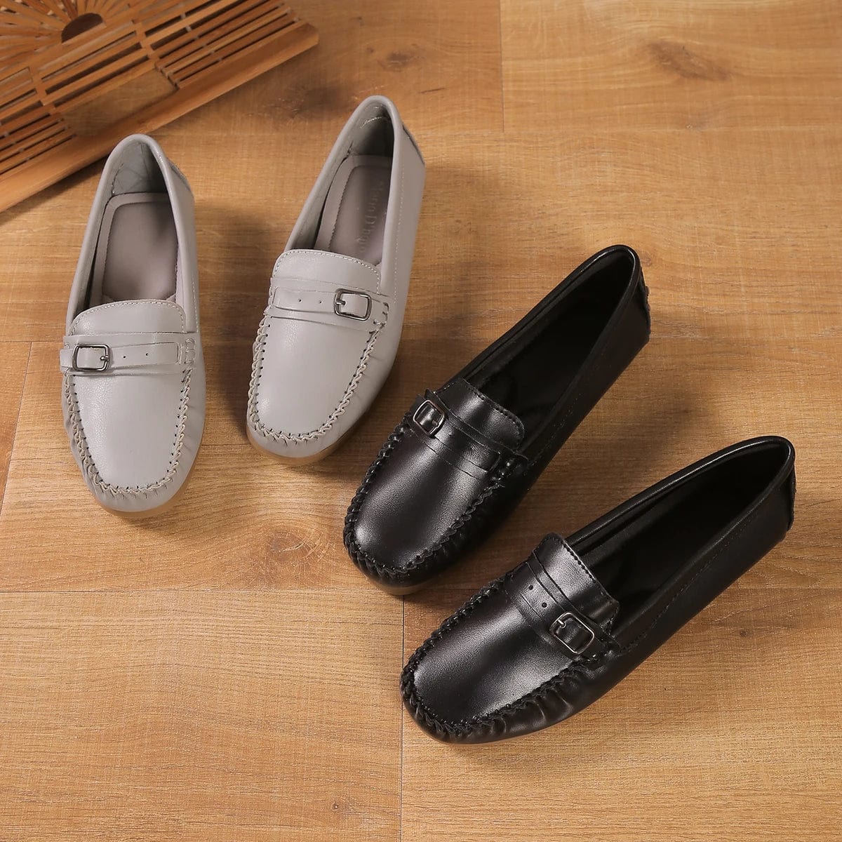 נעלי מוקסינים "Loafer" סוליה דקה עם אבזם - נעלי אביגיל