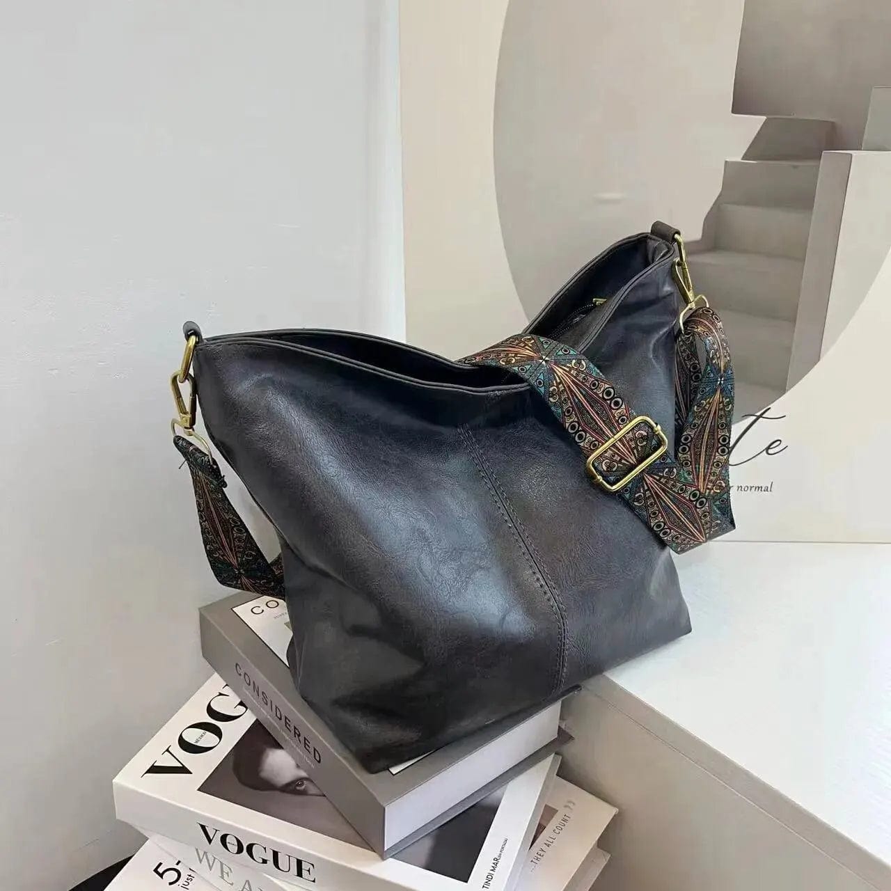 תיק כתף "רוברט" רך וגמיש - נעלי אביגיל