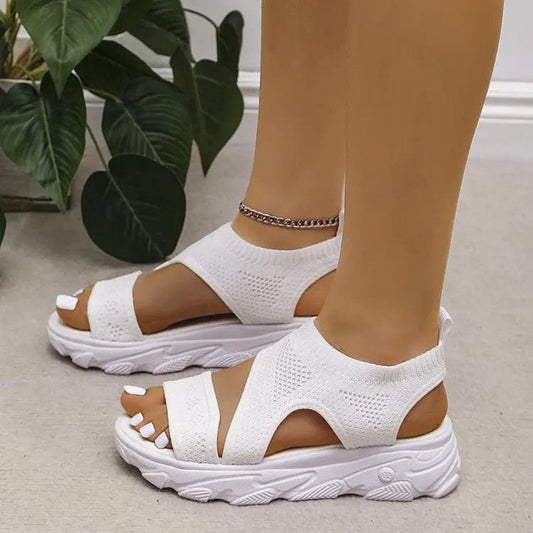 סנדלי "GLAD" מעוצבות עם סוליה עבה - נעלי אביגיל לבן / 35