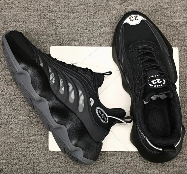 נעלי ספורט 'Artical' בעיצוב ייחודי