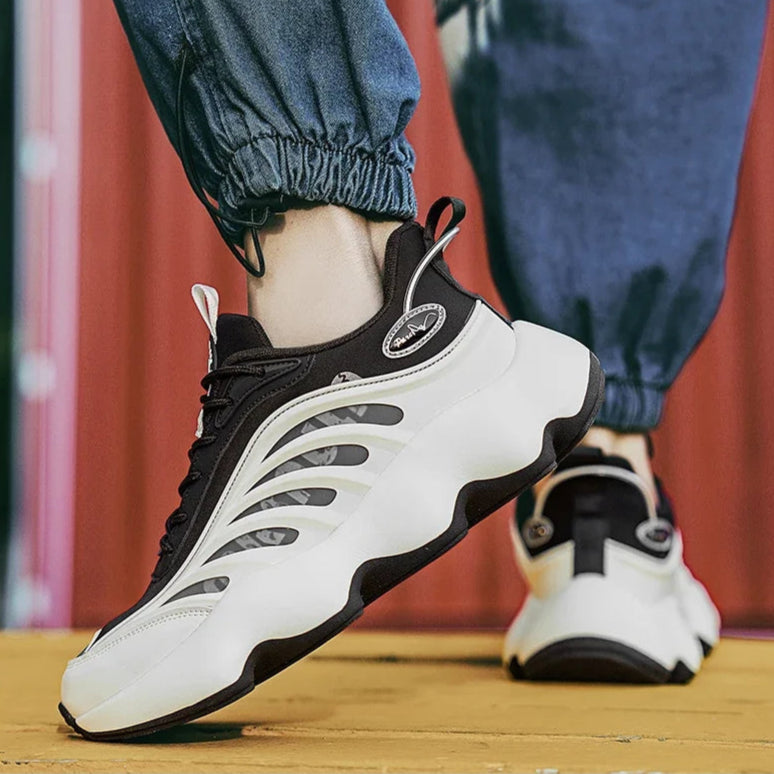 נעלי ספורט 'Artical' בעיצוב ייחודי